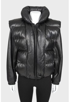 Leather jacket with detachable sleeves