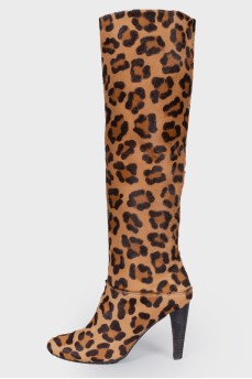 Pony leather boots in leopard print