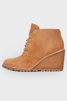 Suede padded ankle boots