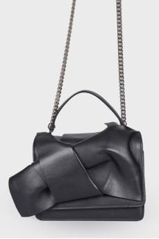 Bag with leather bow