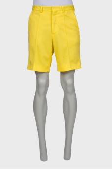 Men's yellow shorts with stripes
