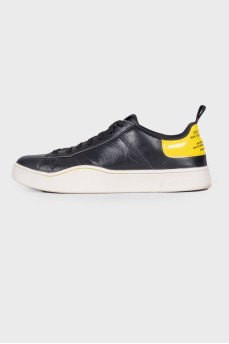 Men's leather sneakers with yellow back