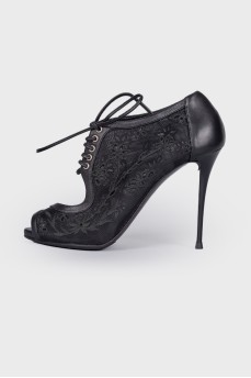 Black mesh heels 