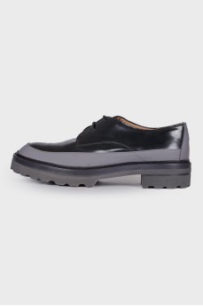 Leather derbies with gray insert