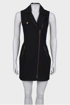 Black dress with zipper fastening