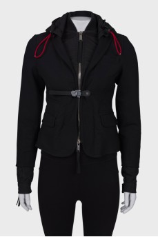 Jacket with buckle closure