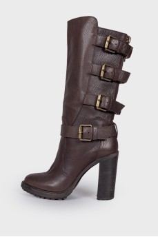 Leather boots with straps