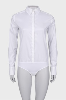White body blouse