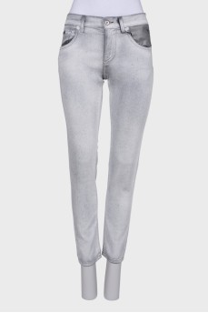 Light gray skinny jeans with tag
