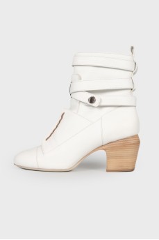 Diana leather boots