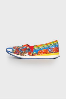 Printed textile moccasins
