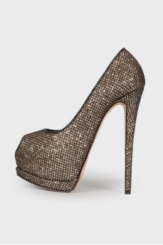 Shoes with glitter and mesh