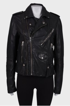 Zipped leather jacket