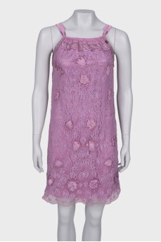 Lilac dress with embroidery