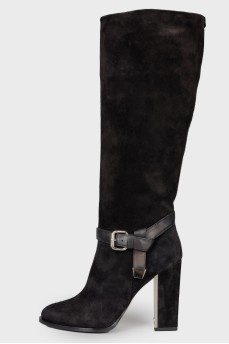 Suede black boots