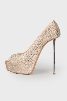 Stiletto heels with rhinestones