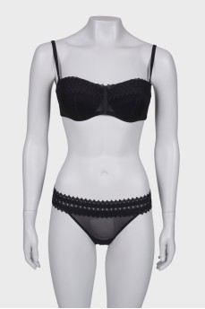 Black underwear with lace, with a tag