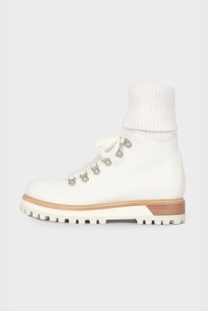 White boots with a knitted part