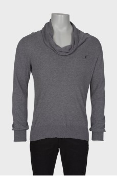 Men's jumper with a wide collar