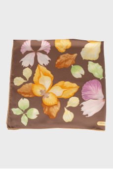 Brown scarf in floral print