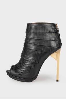 Fringed leather ankle boots