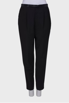 Loose fit classic trousers