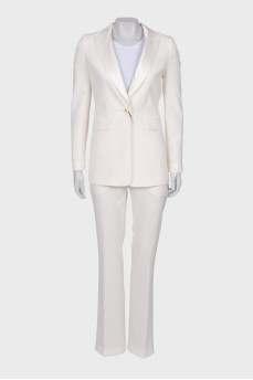 Classic white suit with tag