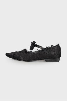 Openwork ballerinas with a bow