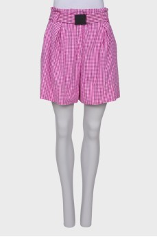 High-waisted checkered shorts