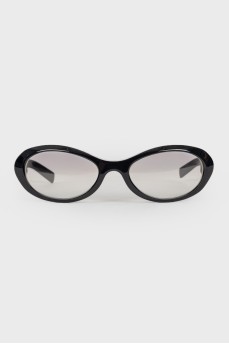 Black glasses with embossed temples