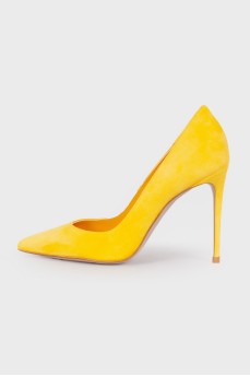 Yellow suede pumps