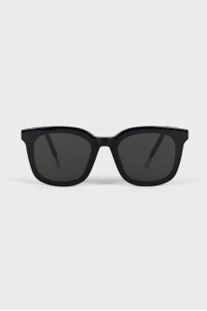 Black sunglasses with long arms
