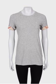 Gray T-shirt with printed sleeves