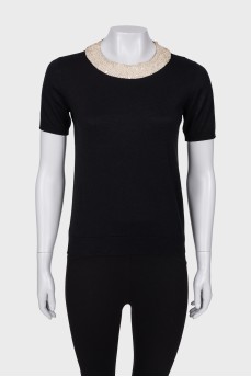 Two-tone T-shirt with sequins