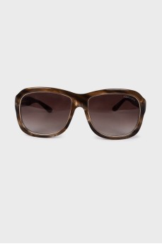 Light brown sunglasses 