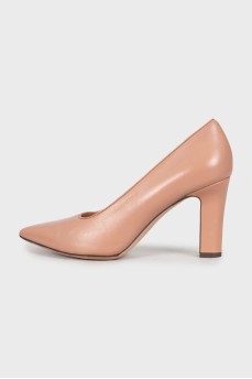 Dusty pink leather shoes