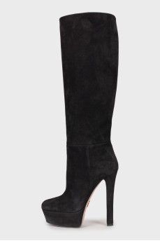 High-heeled suede boots