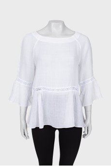 Translucent loose-fitting blouse