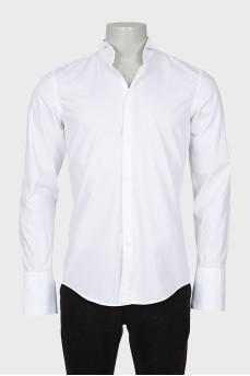 Men's shirt with butterfly collar