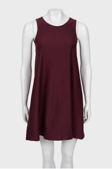 Burgundy mini dress with a loose fit
