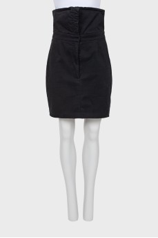 Black skirt with accent waist