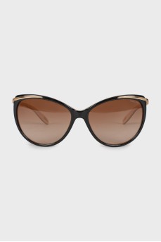 Sunglasses with gold hardware