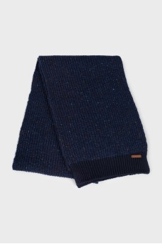 Knitted navy blue scarf