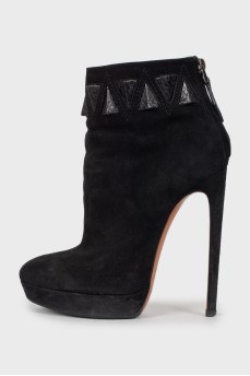 Suede ankle boots with rhinestones