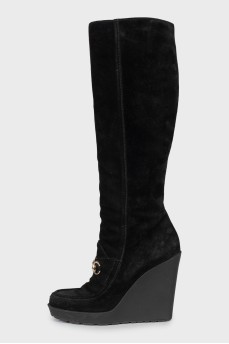 Suede wedge boots with silver decoration