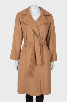 Brown wool coat with belt