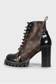 Black Star Trail ankle boots