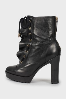 Frilly leather ankle boots