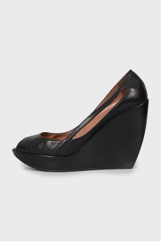 Leather high wedge shoes