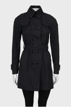 Black cropped trench coat
